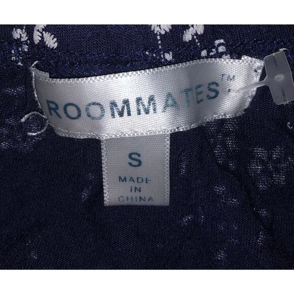 Roommates navy blue ruffled crop top women's size small - Picture 5 of 6